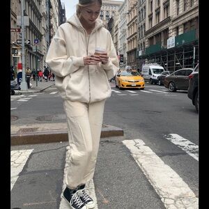 Brandy Melville Christy sweater